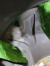 Load image into Gallery viewer, 1x Alufelge 15 Zoll 403004026R Renault Clio I 1 V Rim Wheel FEL1210809541wy