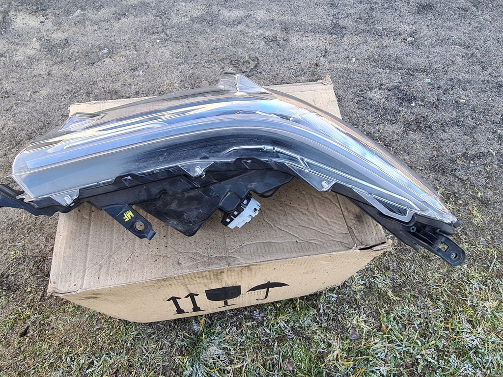 Frontscheinwerfer Toyota Hilux VIII 81110HY121 1EJ923368040A Full LED Rechts SCH3134650639ce