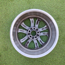 Load image into Gallery viewer, 1x Alufelge 17 Zoll 7.0" 5x112 48 5ET A2054010200 Mercedes-Benz W205 Rim Wheel FEL9086389900qa