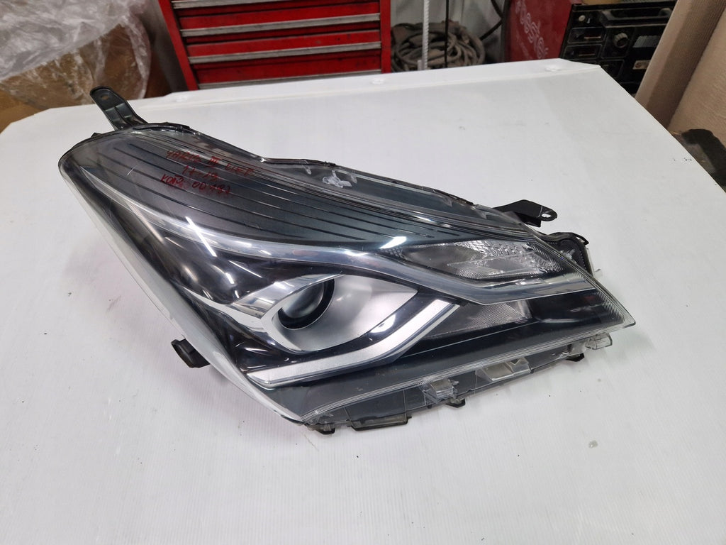 Frontscheinwerfer Toyota Yaris LED Ein Stück (Rechts oder Links) Headlight