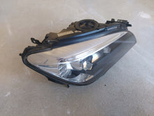 Laden Sie das Bild in den Galerie-Viewer, Frontscheinwerfer BMW F01 F02 7379672-01 Rechts Scheinwerfer Headlight SCH3156344568lx