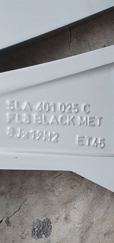 1x Alufelge 19 Zoll 8.0" 5x112 45ET Glanz Silber 5LA601025C Skoda Karoq Enyaq FEL6541508777nm