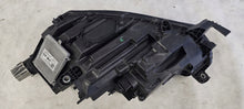 Laden Sie das Bild in den Galerie-Viewer, Frontscheinwerfer Skoda Octavia IV 5E4941016B Rechts Scheinwerfer Headlight SCH2336387864lz