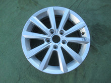 Load image into Gallery viewer, 1x Alufelge 16 Zoll 6.5&quot; 5x112 42ET Glanz Silber 3G0071496B VW Passat B8