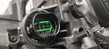 Laden Sie das Bild in den Galerie-Viewer, Frontscheinwerfer Hyundai Elantra 92101-F2500 LED Links Scheinwerfer Headlight SCH2081771324js
