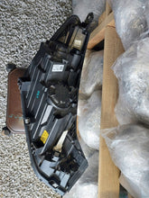 Load image into Gallery viewer, Frontscheinwerfer Hyundai III 92101D7600 LED Links Scheinwerfer Headlight SCH4209767778yu