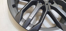 Laden Sie das Bild in den Galerie-Viewer, 1x Alufelge 18 Zoll 6898046 BMW X1 Rim Wheel FEL6373316502cx