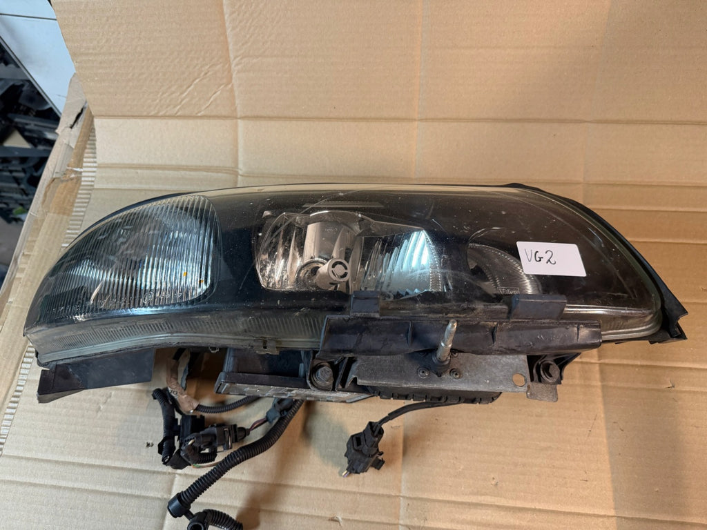 Frontscheinwerfer Volvo V70 S60 190203 Rechts Scheinwerfer Headlight SCH5318747781ai