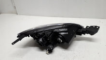 Laden Sie das Bild in den Galerie-Viewer, Frontscheinwerfer Mazda 3 Bk Links Scheinwerfer Headlight