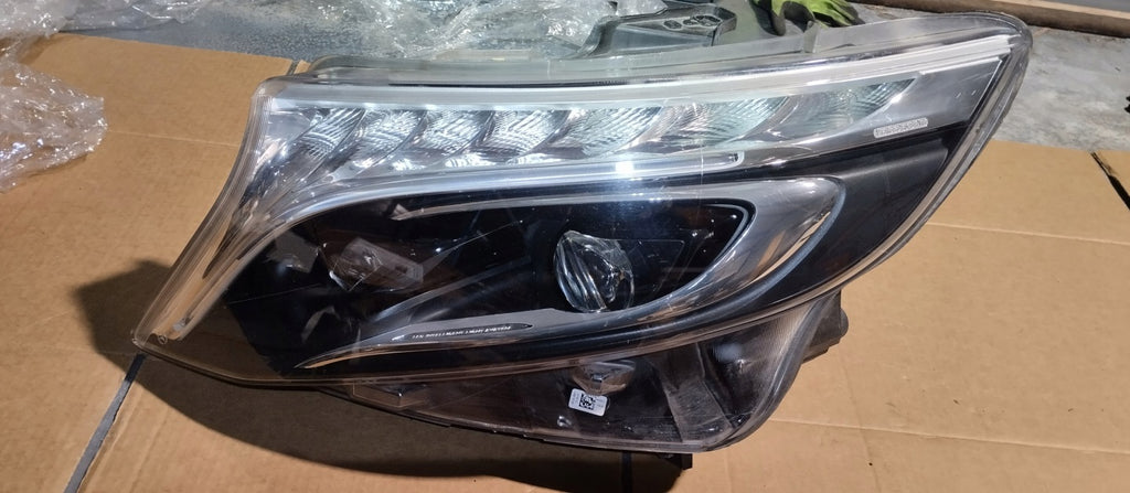 Frontscheinwerfer Mercedes-Benz W447 A4479061401 Links Scheinwerfer Headlight SCH3616489709ss