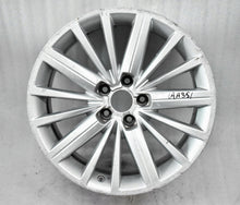 Load image into Gallery viewer, 1x Alufelge 18 Zoll 8.5&quot; 5x112 29ET Glanz Silber 8F0601025A, 8F0601025B Audi A5