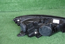 Load image into Gallery viewer, Frontscheinwerfer Skoda Fabia III 6V1941015D LED Ein Stück (Rechts oder Links)