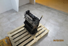 Laden Sie das Bild in den Galerie-Viewer, Motor Audi Seat Skoda VW Tiguan Touran DFG 2.0 TDI Diesel Engine Unkomplett