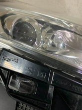 Load image into Gallery viewer, Frontscheinwerfer Ford Galaxy EM2B13W029JH 90076299 Rechts Headlight SCH9331044553gb
