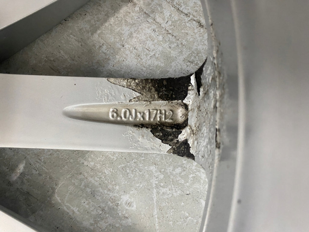 1x Alufelge 17 Zoll 6.0" 5x112 48ET Glanz Silber 5G0601025K VW Golf Vii FEL6575203085ov