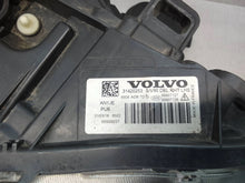 Load image into Gallery viewer, Frontscheinwerfer Volvo V60 I S60 31420253 Bi-Xenon Rechts oder Links SCH9669347114tl