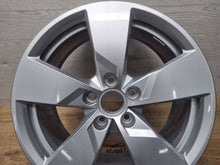 Load image into Gallery viewer, 1x Alufelge 17 Zoll 8.0" 5x112 47ET Glanz Silber 8S0601025BA Audi Tt Rim Wheel FEL1682920428qs