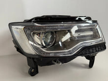 Laden Sie das Bild in den Galerie-Viewer, Frontscheinwerfer Jeep Grand Cherokee Wk2 68144708AF Xenon Rechts Headlight SCH4750924557rh