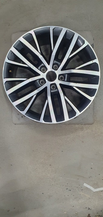 1x Alufelge 18 Zoll 7.5" 5x112 46ET Glanz Graphit 5FA601025D Mg Leon Rim Wheel FEL2093562821at