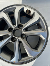 Load image into Gallery viewer, 1x Alufelge 15 Zoll 6.0" 4x100 47ET Glanz 52910-C8800 Hyundai I10 I20 Rim Wheel FEL1090968133zh