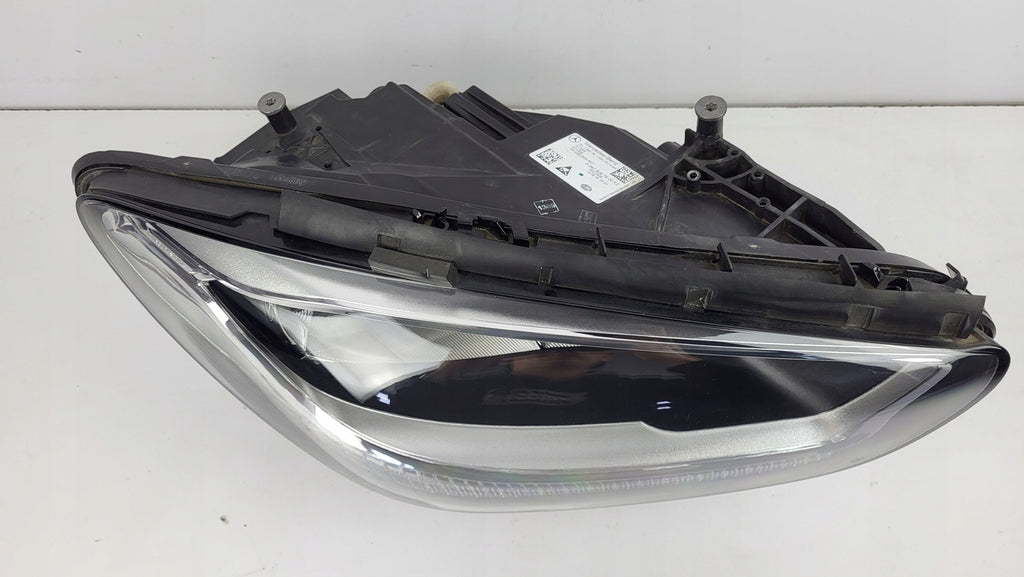 Frontscheinwerfer Mercedes-Benz W247 A2479067600KZ Ein Stück (Rechts oder Links) SCH8352531490kc