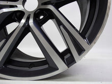 Laden Sie das Bild in den Galerie-Viewer, 1x Alufelge 18 Zoll 8.5&quot; 5x112 36ET 6896768 BMW I4 G26 Rim Wheel