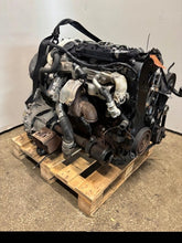 Load image into Gallery viewer, Motor Ford Galaxy I 8G9Q-6006-AA 2.2 TDCI 175PS 129kW 121TKm Diesel Komplett MOT3840262810br