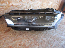 Laden Sie das Bild in den Galerie-Viewer, Frontscheinwerfer Skoda Superb 3P1941015A LED Links Scheinwerfer Headlight SCH9137103543yy