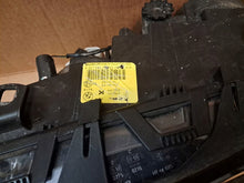 Laden Sie das Bild in den Galerie-Viewer, Frontscheinwerfer BMW E46 6902759 Xenon Links Scheinwerfer Headlight SCH6744006875lp