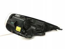 Load image into Gallery viewer, Frontscheinwerfer Kia Venga 030125720200 Rechts Scheinwerfer Headlight