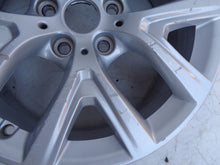 Load image into Gallery viewer, 1x Alufelge 17 Zoll 6.5&quot; 5x112 39ET 6856076 Bmw Rim Wheel