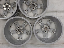 Laden Sie das Bild in den Galerie-Viewer, 4x Alufelge 17 Zoll 6.5" 5x112 43ET Glanz Silber 8V0601025DK Audi Rim Wheel FEL6381213204pz