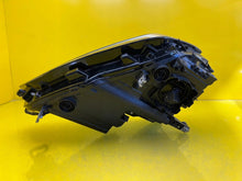 Laden Sie das Bild in den Galerie-Viewer, Frontscheinwerfer Seat Leon 5FB941007F LED Links Scheinwerfer Headlight