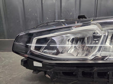 Laden Sie das Bild in den Galerie-Viewer, Frontscheinwerfer BMW 2 Tourer U06 5A42243 Links Scheinwerfer Headlight SCH6420112874ez