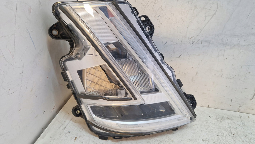 Frontscheinwerfer Volvo 23752678 Rechts Scheinwerfer Headlight SCH8342982705dn
