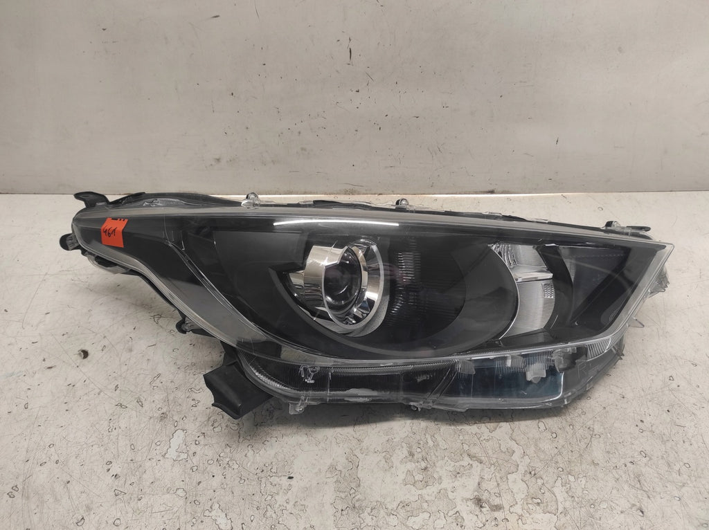 Frontscheinwerfer Toyota IV Yaris Rechts Scheinwerfer Headlight SCH8112650003lh