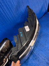 Load image into Gallery viewer, Frontscheinwerfer Renault Kangoo 260608525R 260103264R Ein Satz Headlight SCH3794325054im