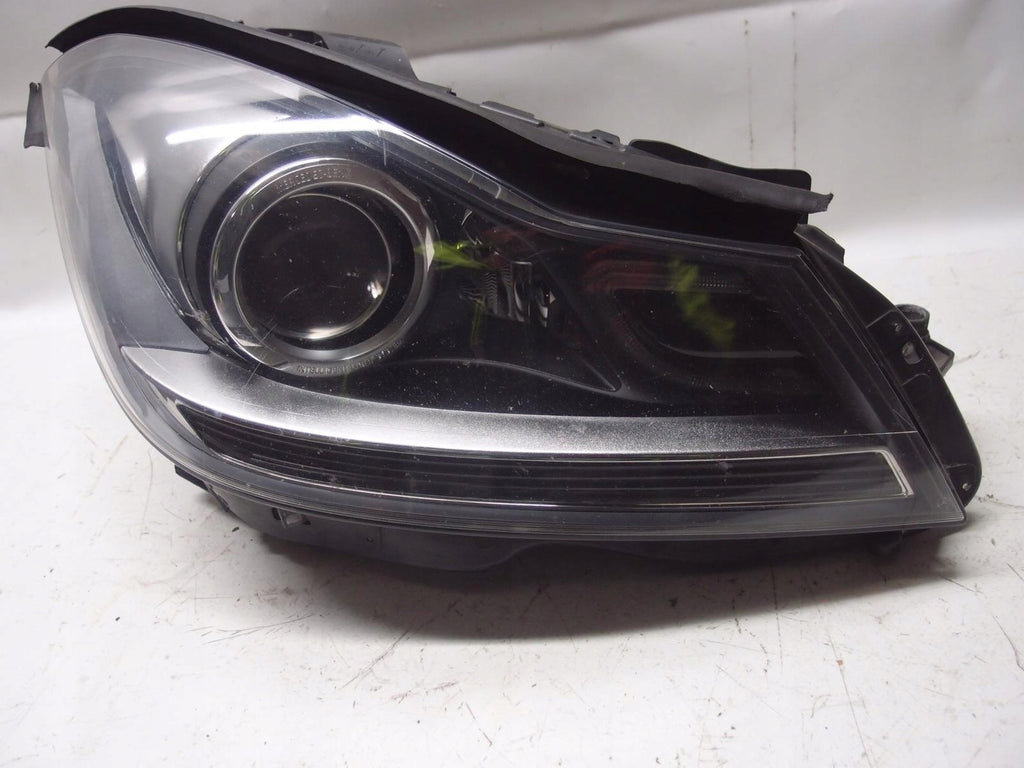 Frontscheinwerfer Mercedes-Benz W204 A2048204439 Xenon Rechts Headlight