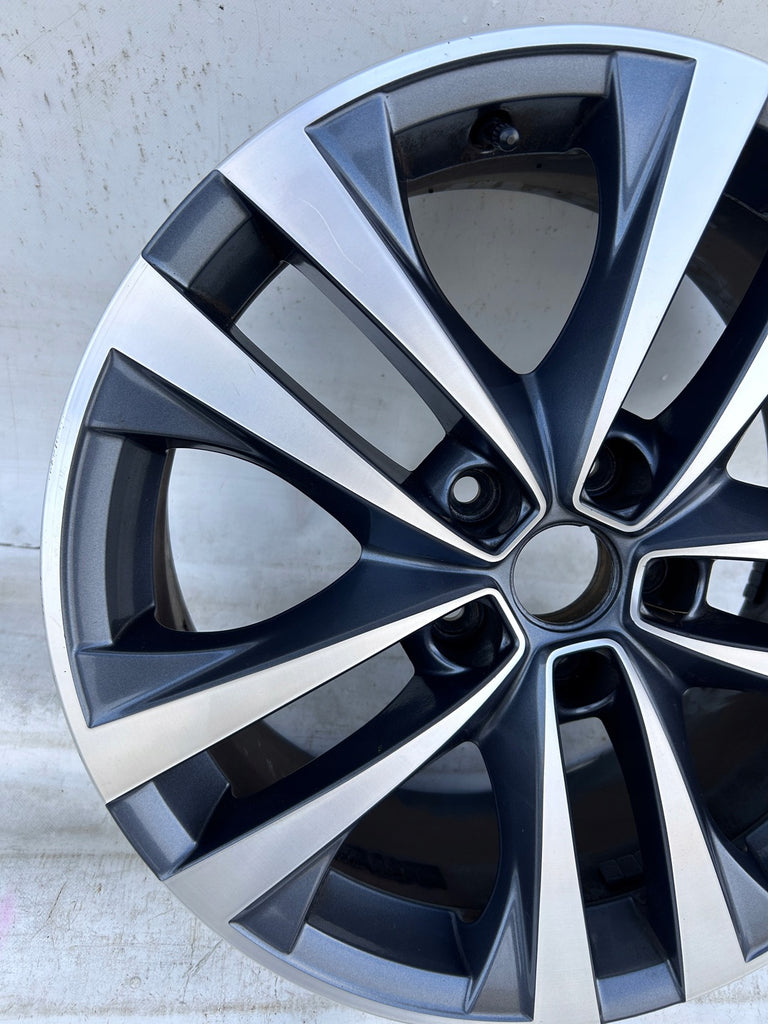 1x Alufelge 18 Zoll 7.5" 5x114.3 39ET 403006881R Mg Espace Rim Wheel