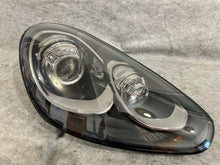 Laden Sie das Bild in den Galerie-Viewer, Frontscheinwerfer Porsche Cayenne 7P5941752H Xenon Rechts Scheinwerfer Headlight SCH3972613389ih