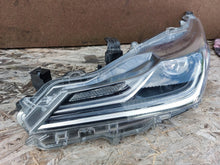 Load image into Gallery viewer, Frontscheinwerfer Toyota Corolla 81150-02T51 Full LED Links Headlight SCH5264161363md