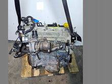 Laden Sie das Bild in den Galerie-Viewer, Motor Nissan Juke HRA2DDT 1.2 115PS 85kW 62TKm Benzin Engine Unkomplett MOT6000096429sq