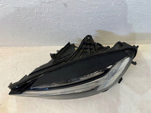 Load image into Gallery viewer, Frontscheinwerfer Volvo S60 II V60 32228809 LED Ein Stück (Rechts oder Links) SCH6894129852vo