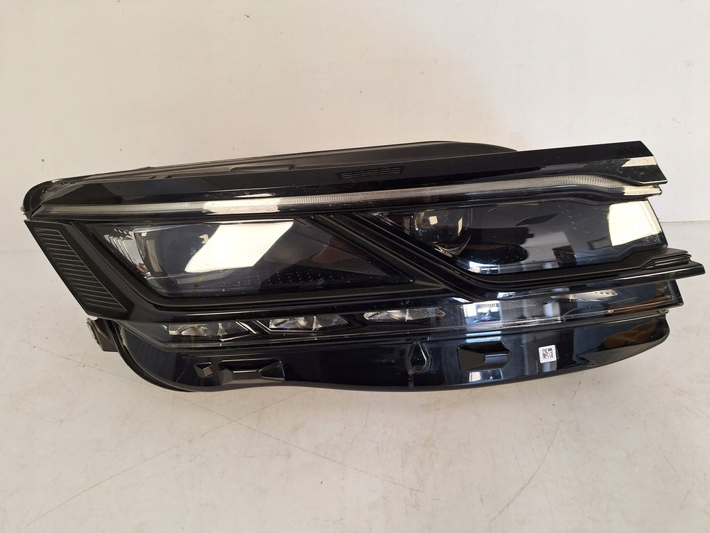 Frontscheinwerfer VW Touareg 761941082A LED Rechts Scheinwerfer Headlight