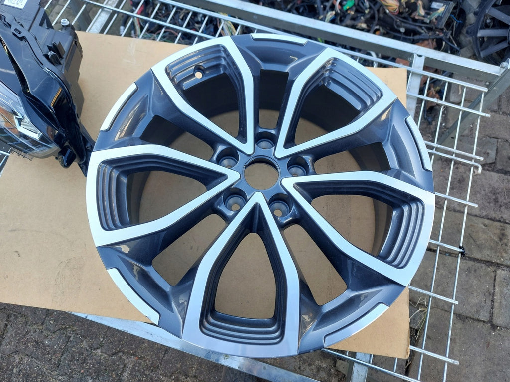 1x Alufelge 18 Zoll 7.0" 5x114.3 40ET Glanz Schwarz 403001861R Renault Rim Wheel FEL9318778477sc
