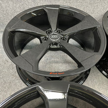 Load image into Gallery viewer, 4x Alufelge 19 Zoll 8.5" 5x112 40ET Glanz Silber 8W0601025CG Audi A4 B9 FEL2108600037jl
