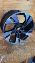 Load image into Gallery viewer, 1x Alufelge 20 Zoll 9.0" 5x112 38ET 4KE601025T Audi E-Tron Rim Wheel FEL3233844446al