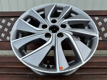Load image into Gallery viewer, 1x Alufelge 17 Zoll 7.0" 5x114.3 58ET Glanz Graphit 5210-G4350 Hyundai I30 Mg FEL1958378659ap