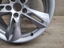 Laden Sie das Bild in den Galerie-Viewer, 1x Alufelge 18 Zoll 5x112 8V0601025DG Audi A3 Rim Wheel FEL1476894489yk