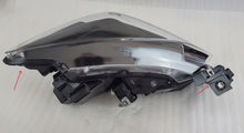 Laden Sie das Bild in den Galerie-Viewer, Frontscheinwerfer Mazda 2 Demio D43N-51040 Links Scheinwerfer Headlight SCH8900579302wg